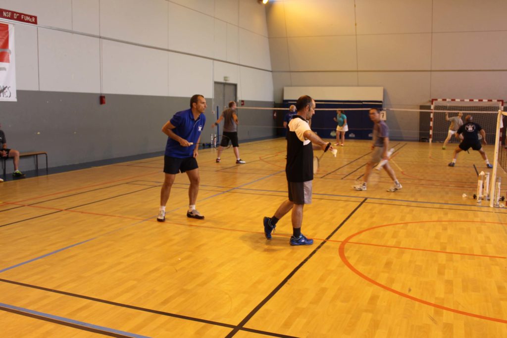 badminton jeunes enfants et ado garçons et filles mairie eysines sports