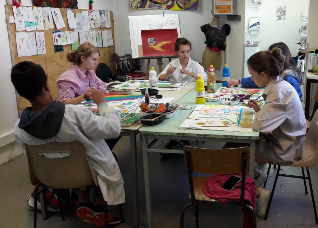 dessin peinture arts plastisues eysines enfants adultes handicapées culture bordeaux