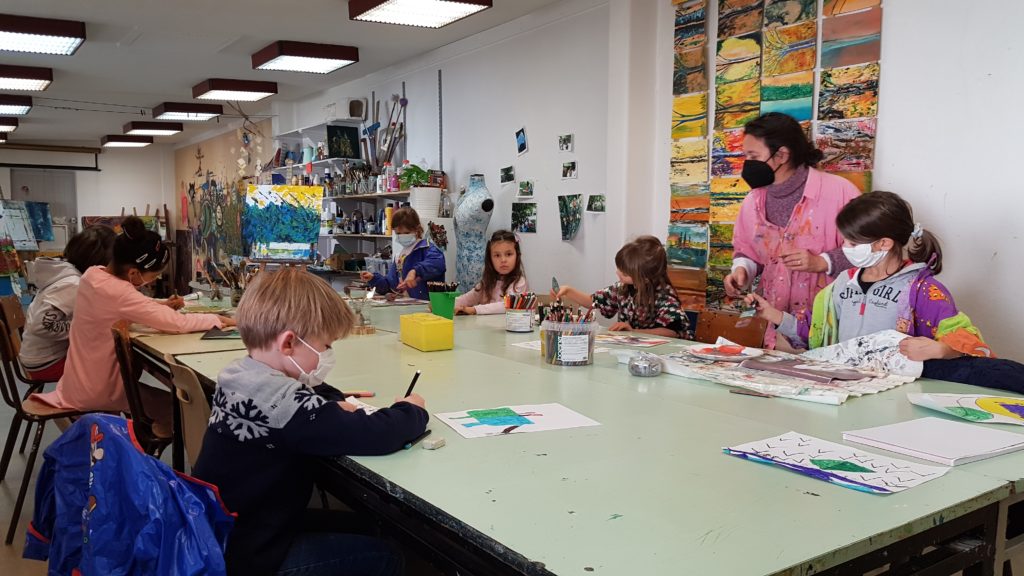 l'Atelier d'expression en Arts Plastiques Adultes dessin-peinture -ALE -mairie Eysines