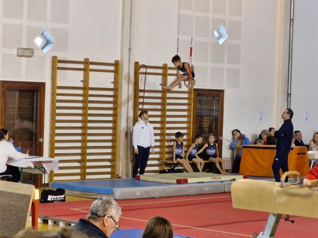 GYMNASTIQUE COMPETITION EYSINES - GRADIGNAN- pessac , le taillan médoc, le pian , bordeaux, blanquefort, bruges, le bouscat,